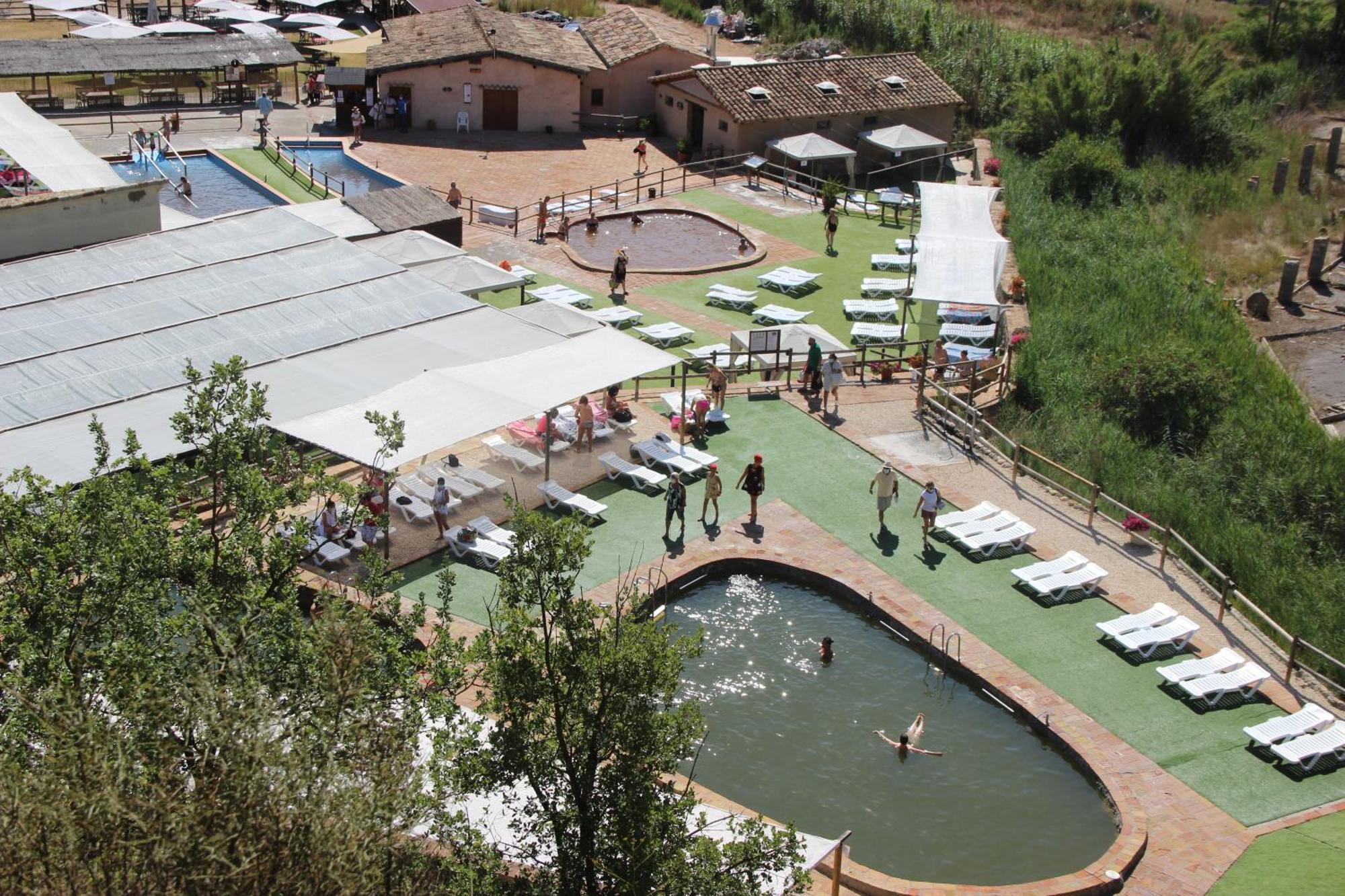 Albergue Sierra De Arbe Naval 외부 사진
